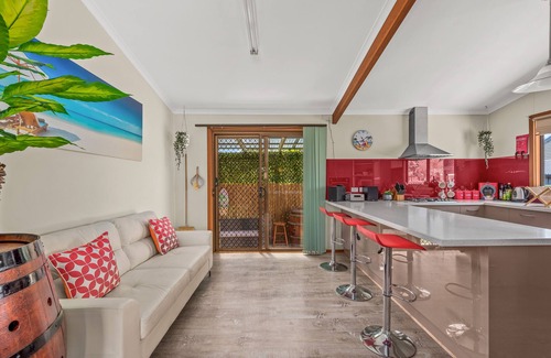 Silver Sands House | Footprints in the Sand, Silver Sands Beach House
