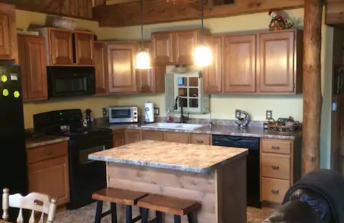 Phelps Cabin | For All The Outdoor Enthusiast
