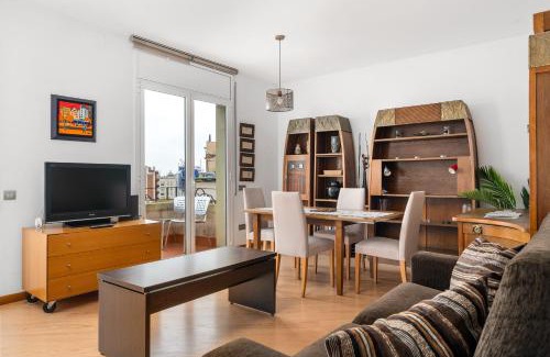 Esquerra de l'Eixample Apartment | For couples, families and groups, Barcelona center
