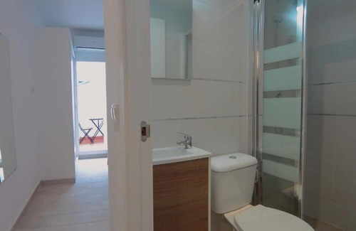 Apple Valley House | For lite travel cozy room with 40inch AndroidTV
