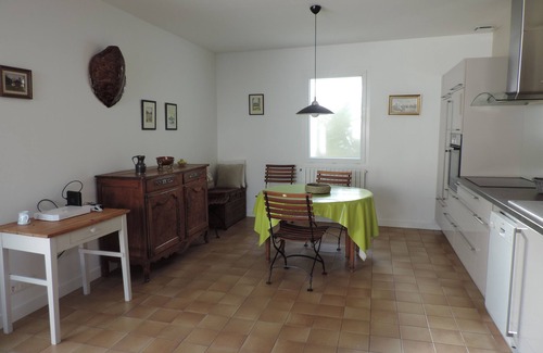 La Rochelle House | For rent in La Rochelle Cozy renovated single storey house.