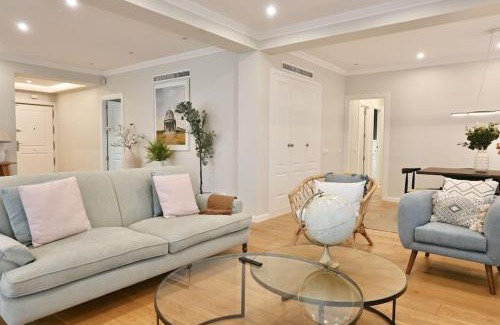Nueva Espana Apartment | For You Rentals Exclusive Three Bedroom Apartment JRJ45 TEMPORAL