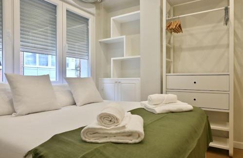 Nueva Espana Apartment | For You Rentals Exclusive Three Bedroom Apartment JRJ45 TEMPORAL