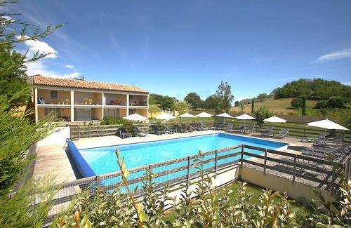Forcalquier Villa | Forcalquier, Villa Avec Trois Chambres et Piscine Privée Chauffée
