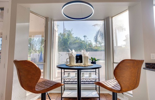 Arrowhead Ranch House | Fore! Golf Views, Outdoor Movies, Glendale Gold! Savings!