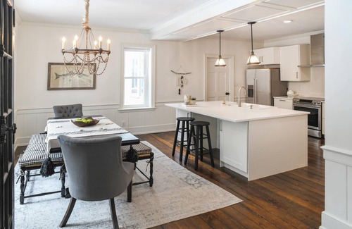 Saukville Other | Forest and Farm 6BR Retreat, Modern and Spacious Farmhouse