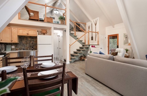 Pine Mountain Club Cabin | Forest Dream Retreat: A-Frame Cabin/Hot Tub/Games
