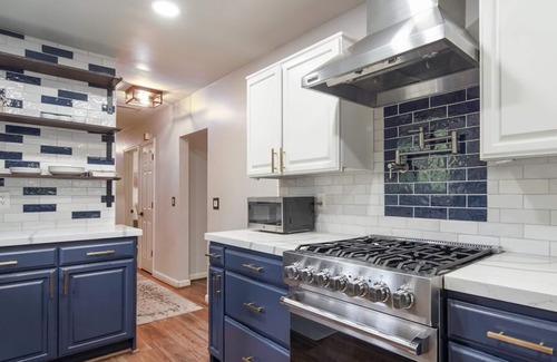 Monterey House | Forest Mist - Monterey House - Creekside Sanctuary