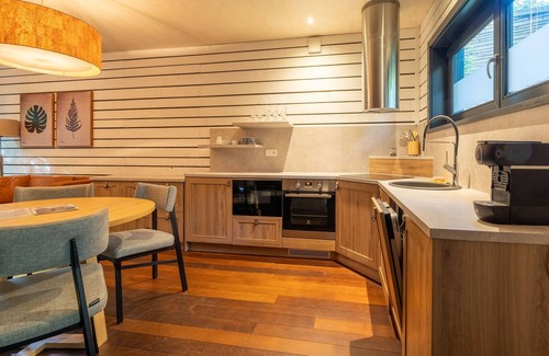 Maubray Cottage | Forest-View Cottage Stay