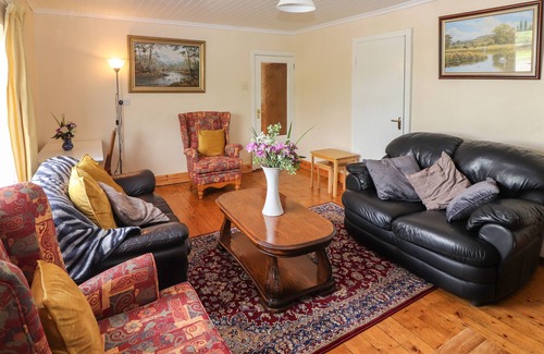 Ballinskelligs House | FOREST VIEW, pet friendly in Ballinskelligs, County Kerry