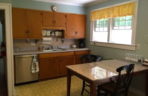Candler House | Forested & Secluded Family Vacation Home - 20 mins to BR Parkway; 25 mins to AVL