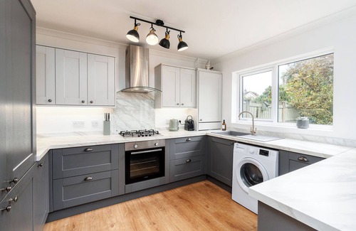 Formby House | Formby Coastal Retreat – 3-Bed Home Near Beach, Golf & Red Squirrel Reserve