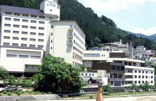 Gero Onsen House | Former Taikanso Japanesestyle room 12 tatami /Gero Gifu