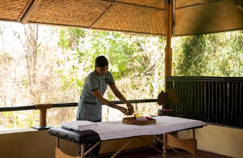 Sohagpur Resort | Forsyth Lodge