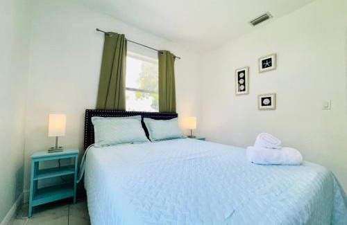 Fort Lauderdale House | Fort Lauderdale Retreat, Fenced Yard, Bbq, N Beach