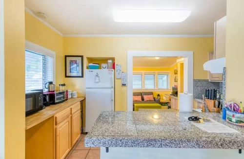 Sailboat Bend House | Fort Lauderdale’s Cozy Blue Gem