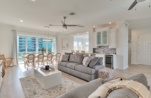 Fort Myers Beach House | Fort Myers Beach home with pool and dock