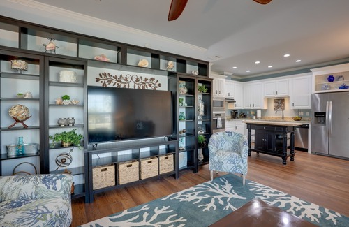Truckland House | Fort Myers Home Near Sanibel Island Causeway