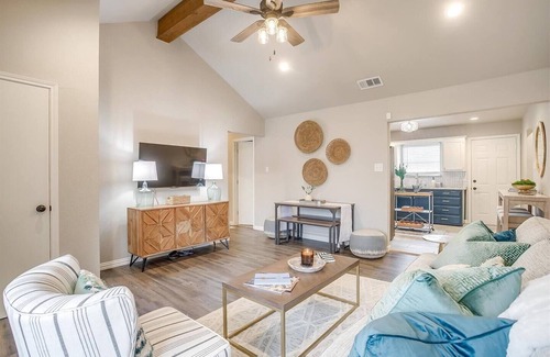 Westworth Village House | Fort Worth Getaway! Near The Stockyards, Downtown & All The Fun!