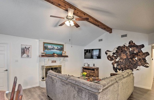 Fort Worth House | Fort Worth Home < 1 Mi to Eagle Mountain Lake
