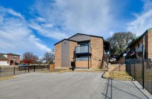 Fort Worth Apartment | Fort Worth Home with Patio 5 Mi to Dtwn!