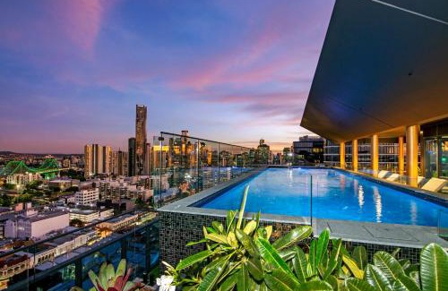 Fortitude Valley Apartment | Fortitude Valley Apartments by CLLIX