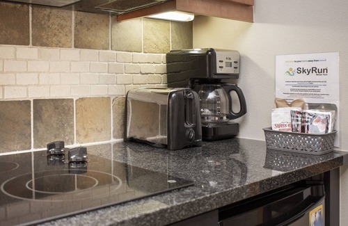 Winter Park Condo | Founders Pointe 1 bedroom Condo by RedAwning