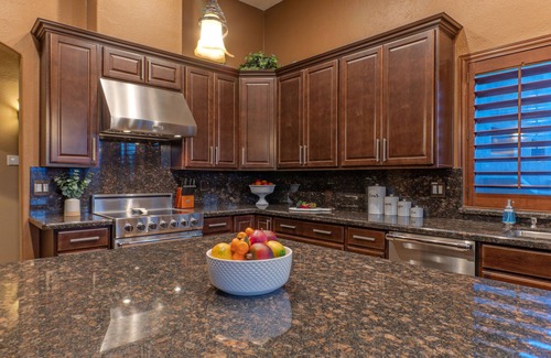 Fountain Hills House | Fountain Hills Lux Home w/Million $ Views, Htd Pvt Pool, King Beds & TVs All BRs, Near Scottsdale