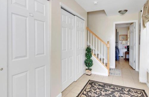 Wildwood House | Fountain Motel Townhouse with Shared Pool