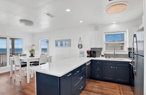 Alabama Gulf Coast House | Fountain of Youth - Charming Pet-Friendly Beachfront Cottage