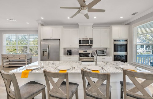 Saint Simons Heights House | Four Bedrooms with heated pool!