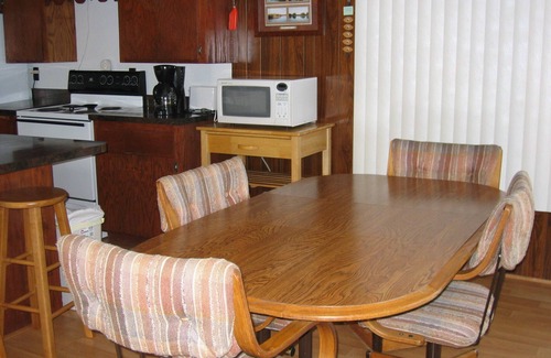 Birchwood House | Four Bedroom Cabin on Spider Lake Chain