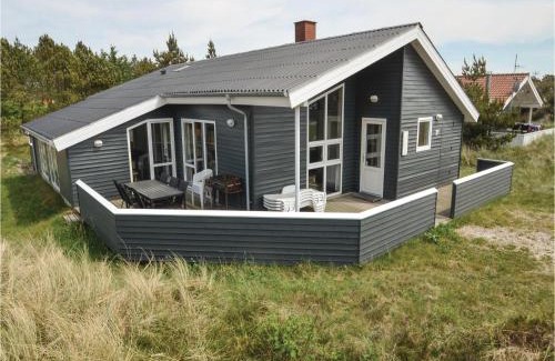 Klitmoller House | Four-Bedroom Holiday Home In Thisted