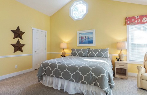 Grand Rivers Condo | Four Bedroom Yacht Condo