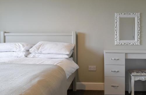 Preston House | Four Dorchester Drive - Uk32042