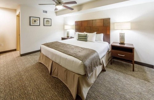 North Scottsdale Hotel | Four Family-Friendly Villa w/Pools, Kitchen & Fun Activities