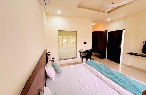Bhojpur Hotel | Four Lakes