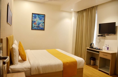 Amritsar Resort | Four Leaf Hotel - Connect