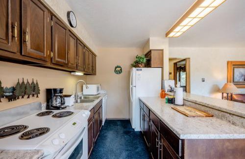 Crown House | Four O'clock Lodge B14