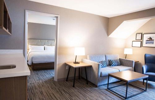 Lower Queen Anne Hotel | Four Points by Sheraton Downtown Seattle Center