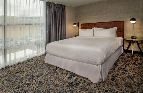 Chinatown Hotel | Four Points Philadelphia City Center