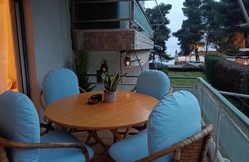 Kamena Vourla Apartment | Four Reasons Apts Kamena Vourla