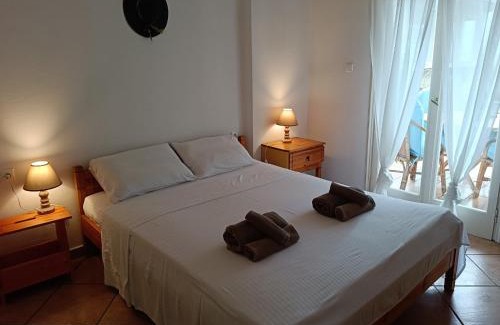 Kamena Vourla Apartment | Four Reasons Apts Kamena Vourla