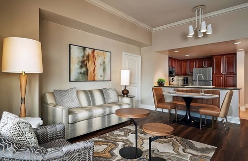 Las Vegas Hotel | Four Relaxing Suite with Living Area | Welcoming Hotel in Vegas Strip