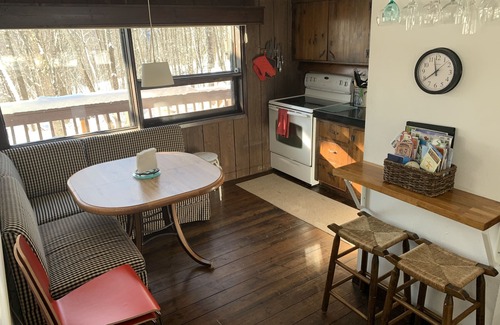 Pittsfield House | Four Season KILLINGTON Getaway!