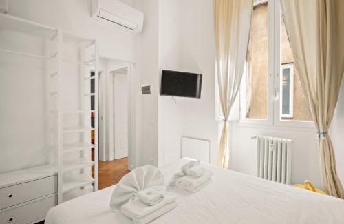 Duomo Apartment | Four Season's Luxury Apartment 300 mt from Duomo