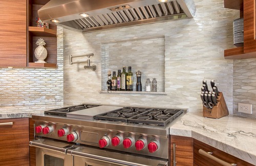 Kaupulehu House | Four Seasons Amenities, Concierge, Privacy, Pod-Style Living, Golf Carts, Golf Course & Ocean Views