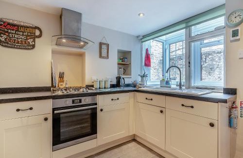 Pickering House | Four Seasons