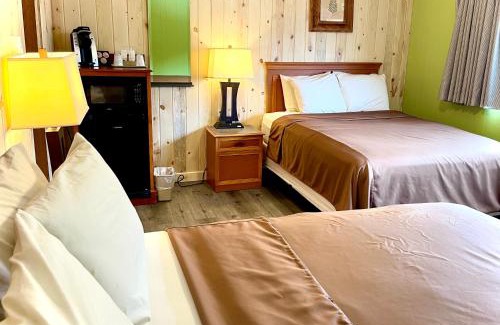 South Fork Cabin | Four Seasons Lodge