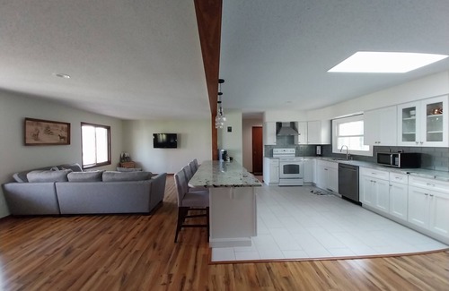 Mills River House | Four Seasons, Mills River